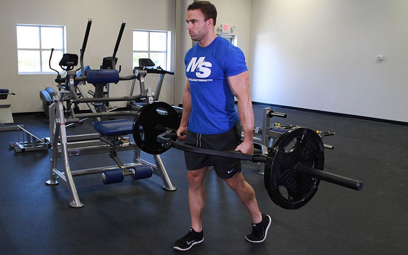 Hướng dẫn bài tập Trap Bar Farmers Carry (Video)