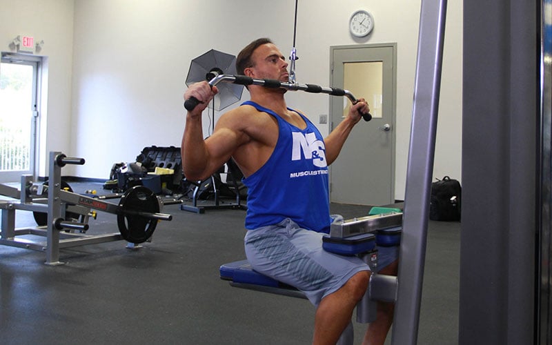 Hướng Dẫn Bài Tập Video Kéo Xô Cáp Tay Rộng