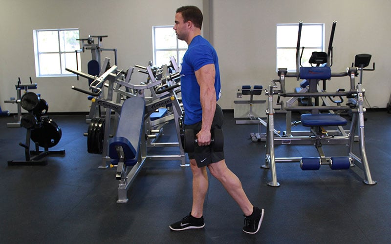 Hướng Dẫn Bài Tập Farmer's Carry Với Tạ Đơn (Video)